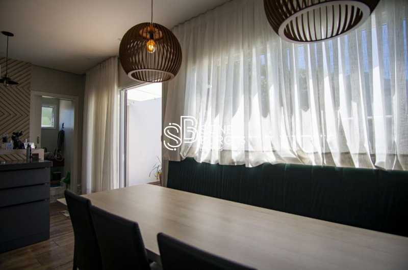 Apartamento à venda com 4 quartos, 220m² - Foto 18