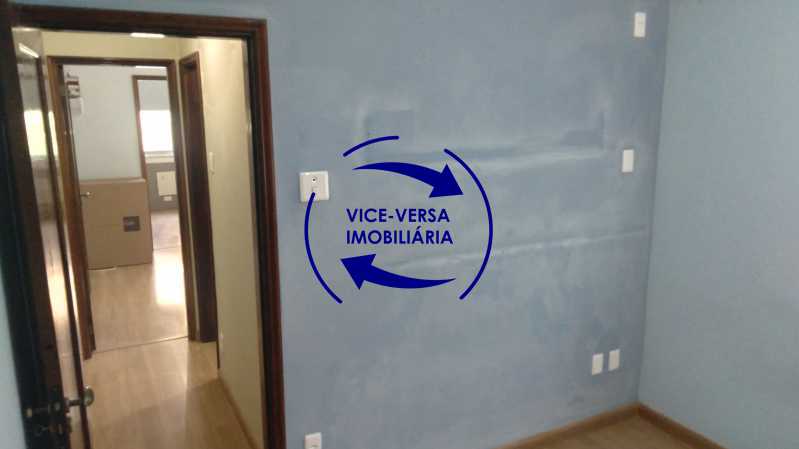 Apartamento à venda com 3 quartos, 114m² - Foto 12