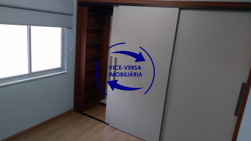 Apartamento à venda com 3 quartos, 114m² - Foto 13