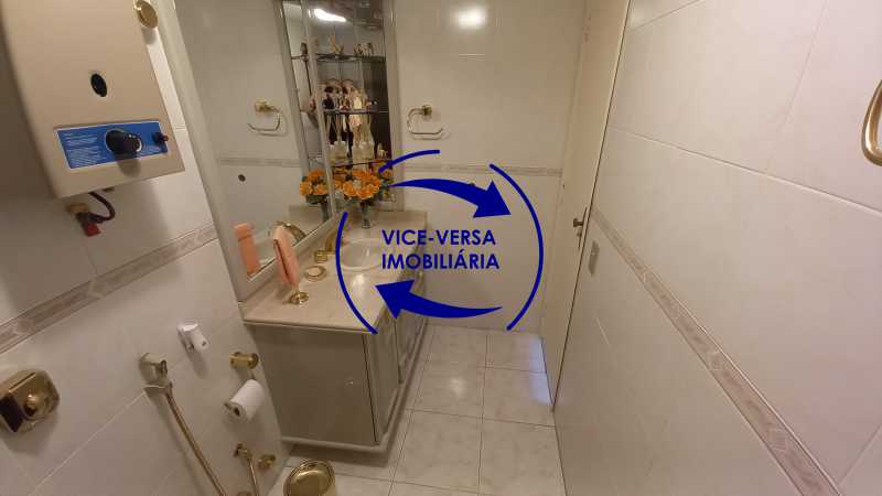 Apartamento à venda com 3 quartos, 124m² - Foto 22