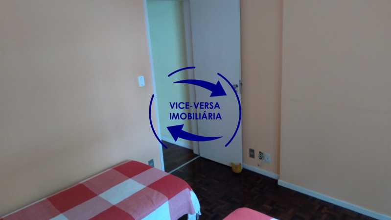 Apartamento à venda com 3 quartos, 110m² - Foto 12