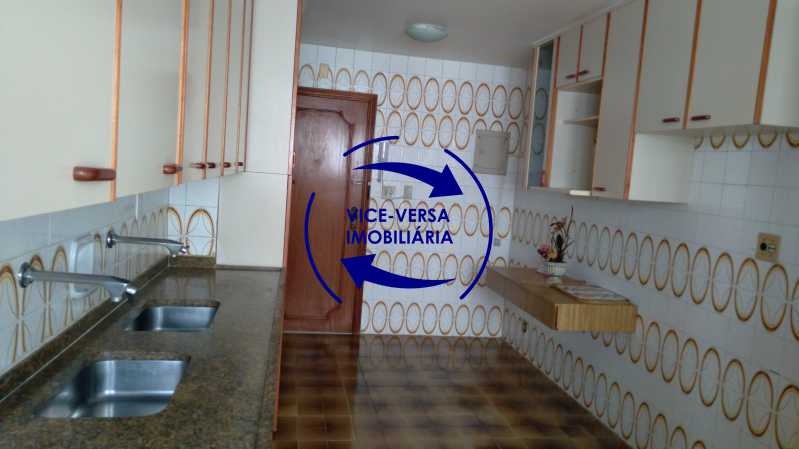 Apartamento à venda com 3 quartos, 110m² - Foto 22