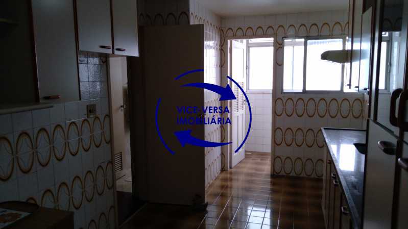 Apartamento à venda com 3 quartos, 110m² - Foto 24