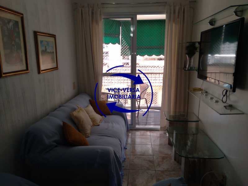 Apartamento à venda com 2 quartos, 68m² - Foto 5