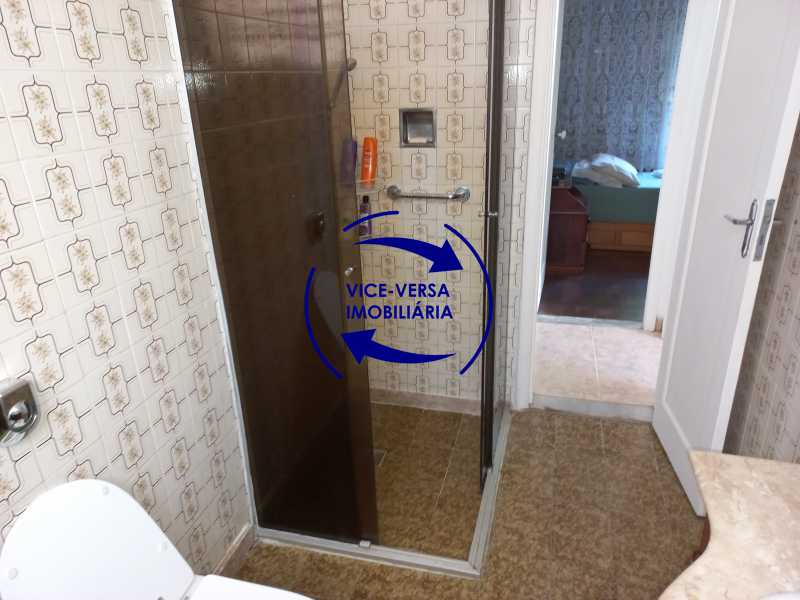 Apartamento à venda com 3 quartos, 97m² - Foto 17