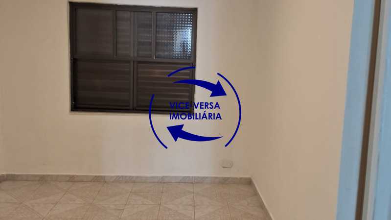 Casa de Condomínio à venda com 2 quartos, 100m² - Foto 18