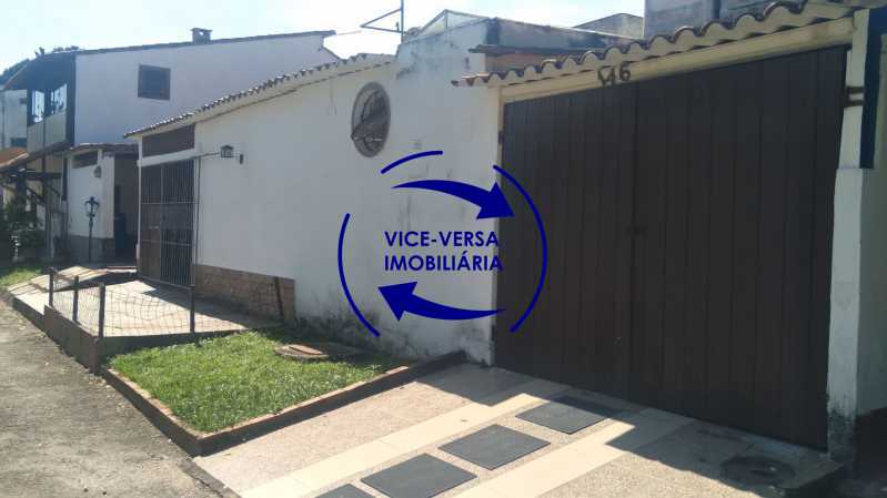 Casa de Condomínio à venda com 2 quartos, 100m² - Foto 4