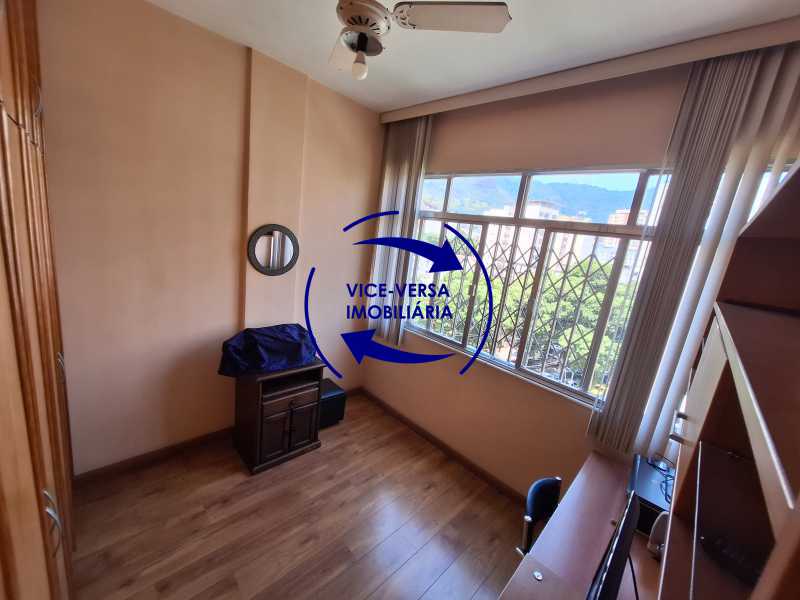 Apartamento à venda com 2 quartos, 76m² - Foto 7