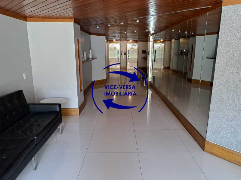 Apartamento para alugar com 3 quartos, 117m² - Foto 3