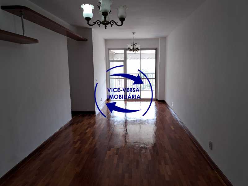Apartamento para alugar com 3 quartos, 117m² - Foto 5