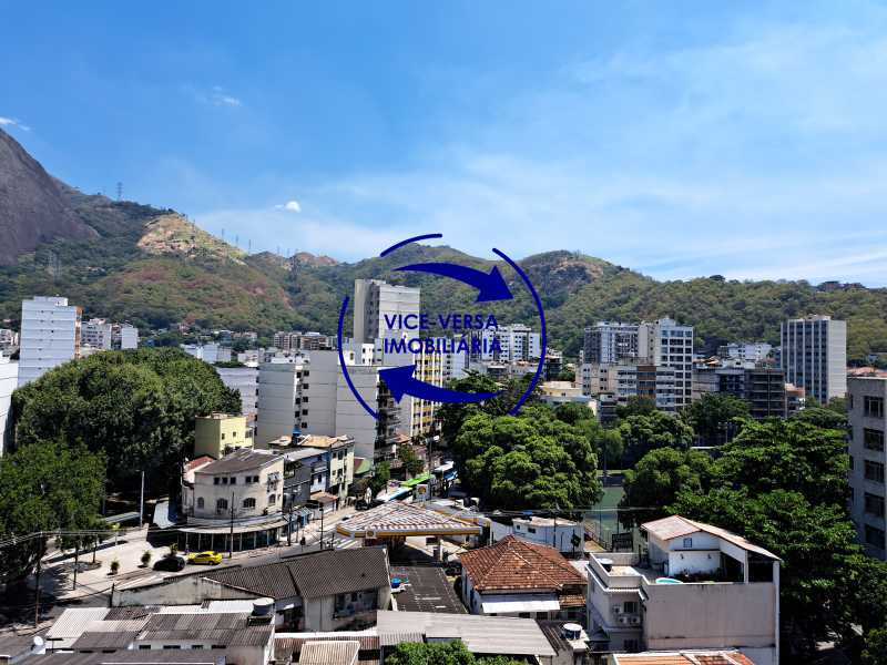 Apartamento para alugar com 3 quartos, 117m² - Foto 12
