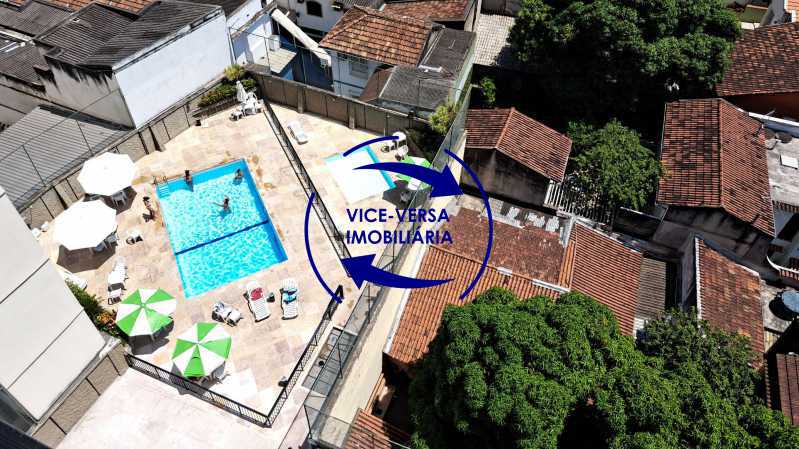 Apartamento para alugar com 3 quartos, 117m² - Foto 13
