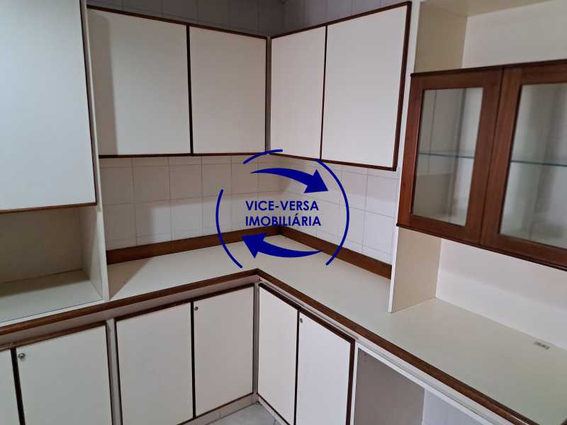 Apartamento para alugar com 3 quartos, 117m² - Foto 23