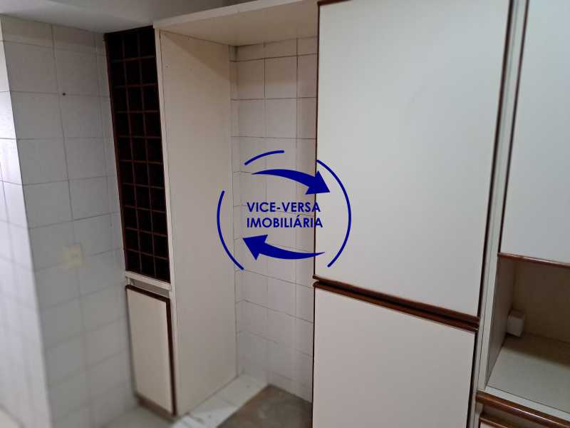 Apartamento para alugar com 3 quartos, 117m² - Foto 24