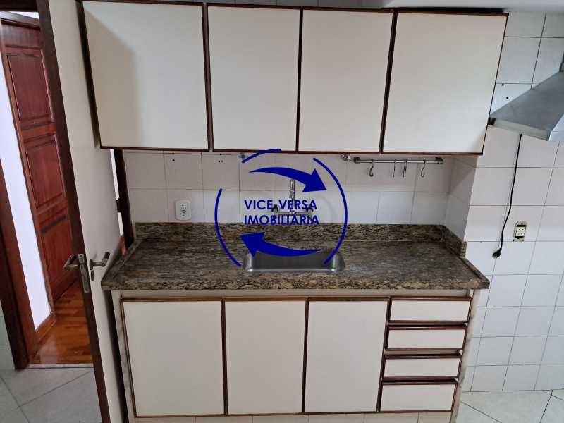 Apartamento para alugar com 3 quartos, 117m² - Foto 25