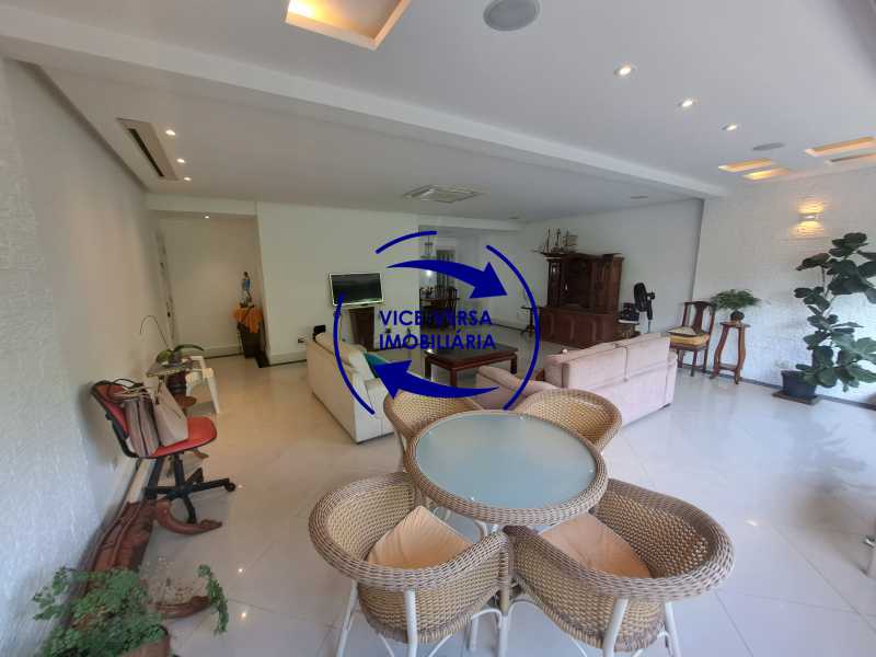 Apartamento, 3 quartos, 172 m² - Foto 1