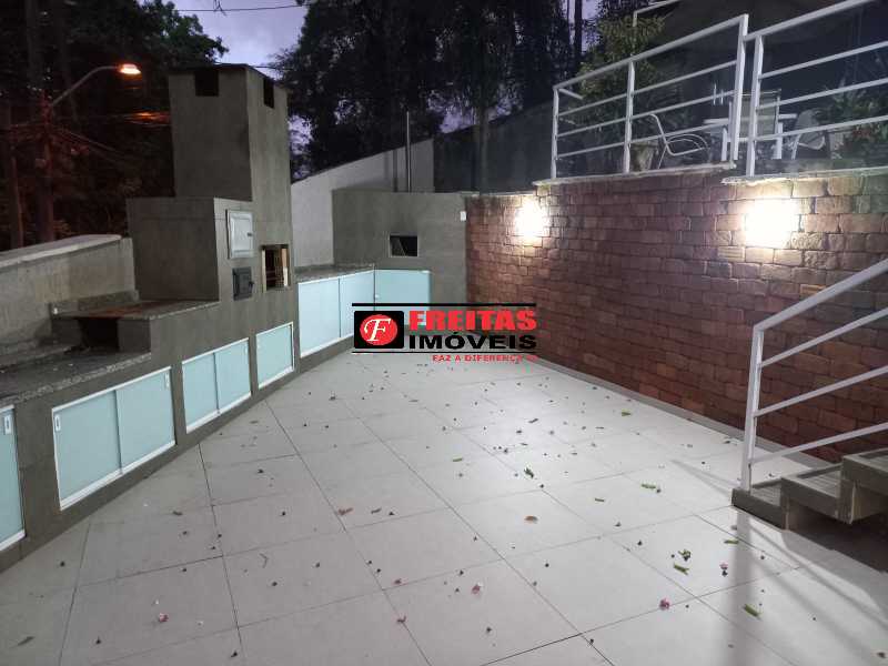 Casa de Condomínio à venda com 3 quartos, 550m² - Foto 9