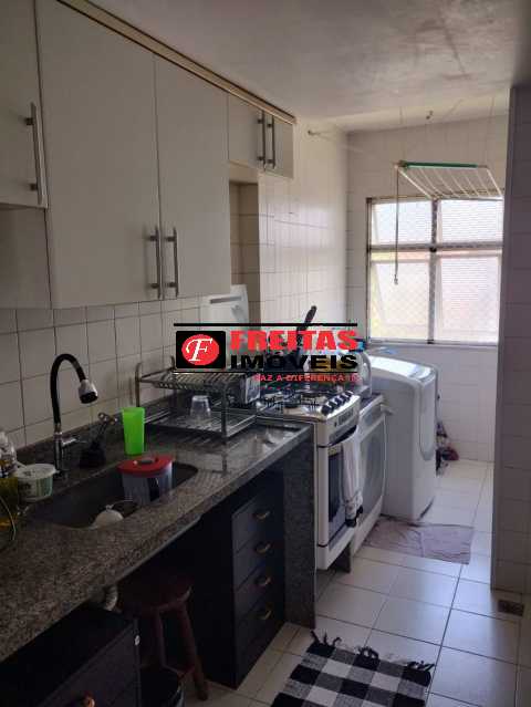 Apartamento à venda com 2 quartos, 70m² - Foto 12