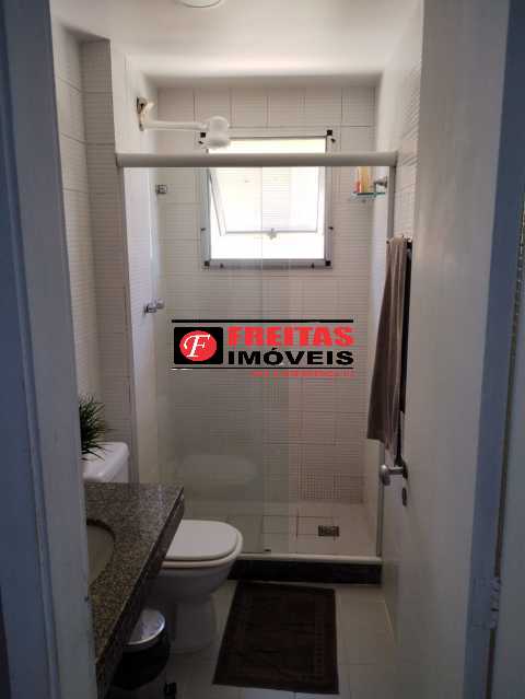 Apartamento à venda com 2 quartos, 70m² - Foto 14