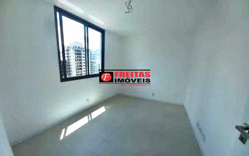 Apartamento à venda com 3 quartos, 107m² - Foto 3