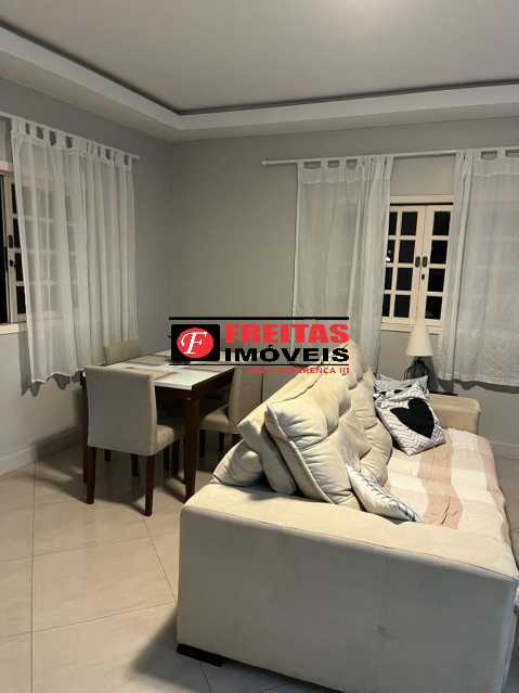 Casa à venda com 3 quartos, 199m² - Foto 3