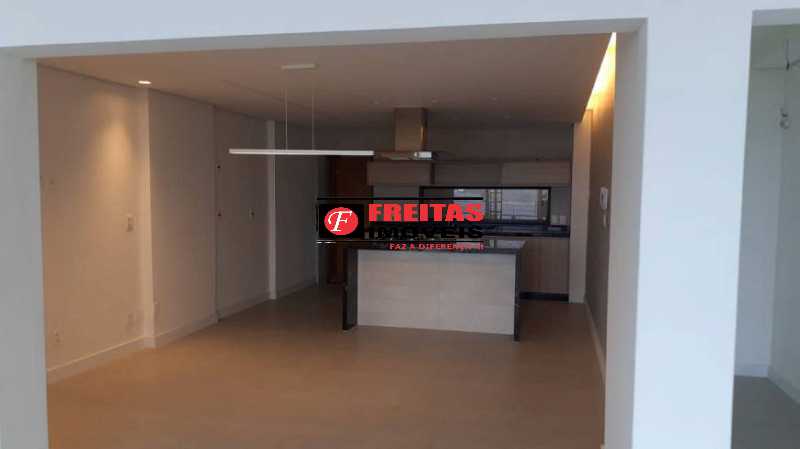 Apartamento à venda com 3 quartos, 300m² - Foto 5