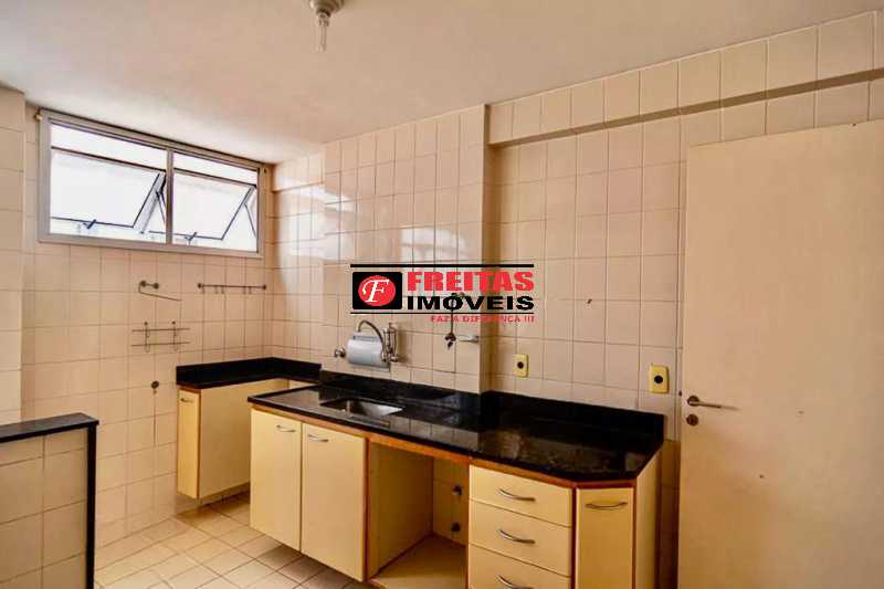 Apartamento para alugar com 3 quartos, 120m² - Foto 7