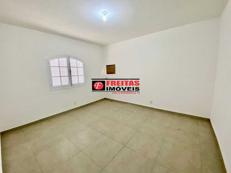 Casa para alugar com 4 quartos, 200m² - Foto 14