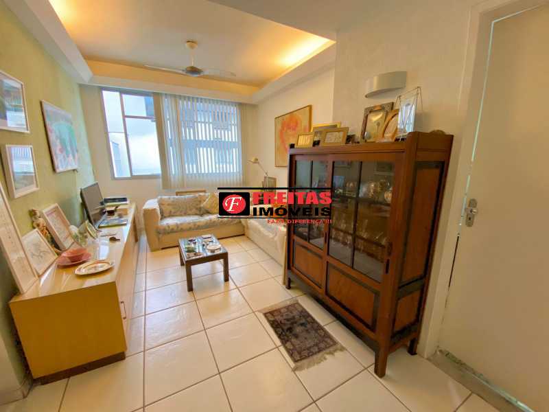 Apartamento à venda com 2 quartos, 85m² - Foto 2