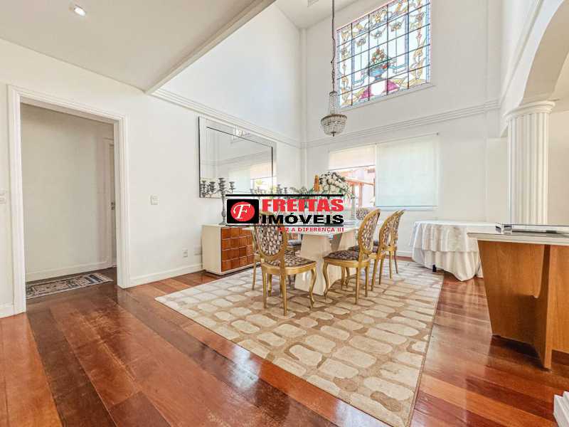 Casa à venda e aluguel com 5 quartos, 561m² - Foto 5