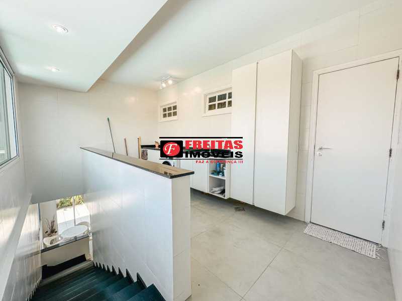 Casa à venda e aluguel com 5 quartos, 561m² - Foto 29