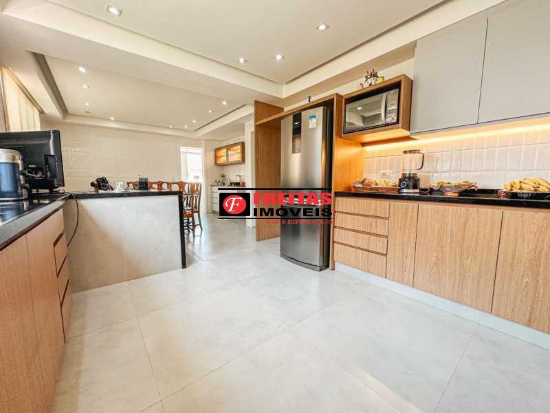 Casa à venda e aluguel com 5 quartos, 561m² - Foto 6