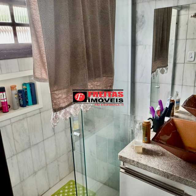 Casa à venda com 4 quartos, 189m² - Foto 2