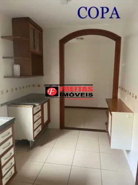 Casa de Condomínio para alugar com 3 quartos, 186m² - Foto 2