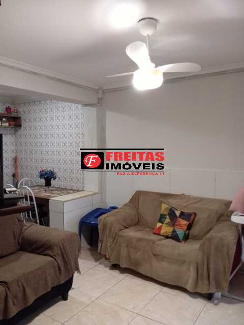 Casa de Vila à venda com 2 quartos, 160m² - Foto 1