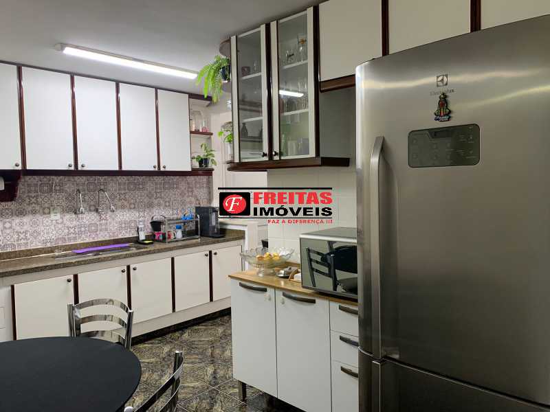 Apartamento à venda com 3 quartos, 150m² - Foto 19