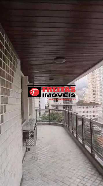 Apartamento à venda com 3 quartos, 200m² - Foto 2