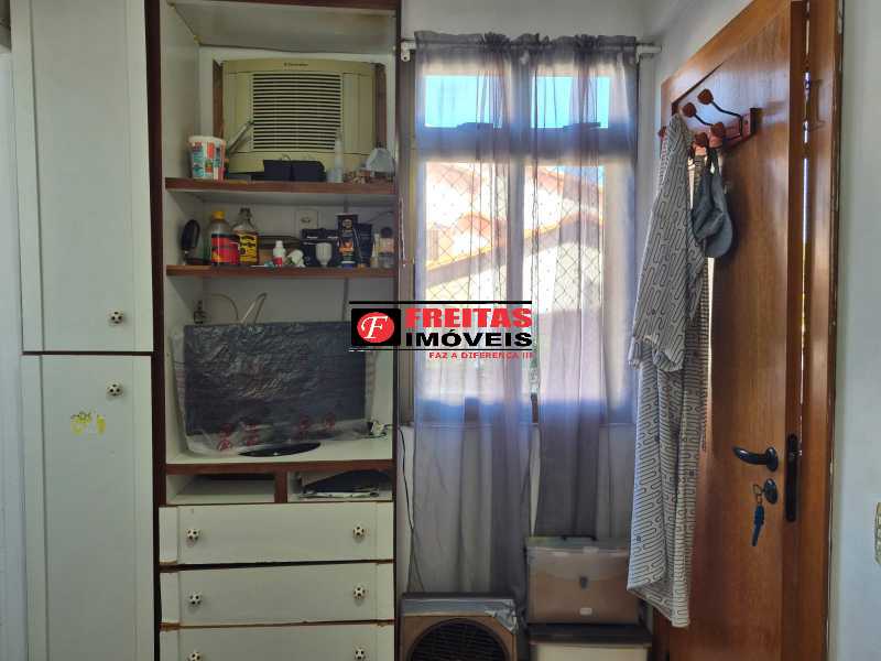 Apartamento à venda com 3 quartos, 100m² - Foto 2