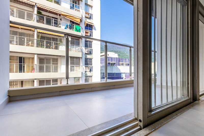 Apartamento à venda com 3 quartos, 85m² - Foto 25