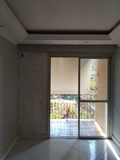 Apartamento à venda com 2 quartos, 80m² - Foto 17