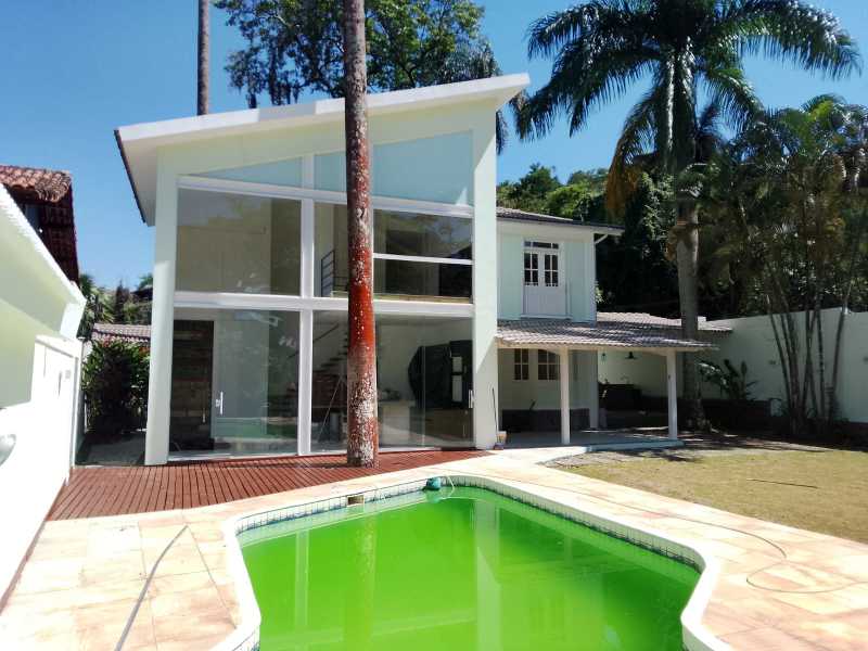 Casa de Condomínio à venda com 4 quartos, 800m² - Foto 2