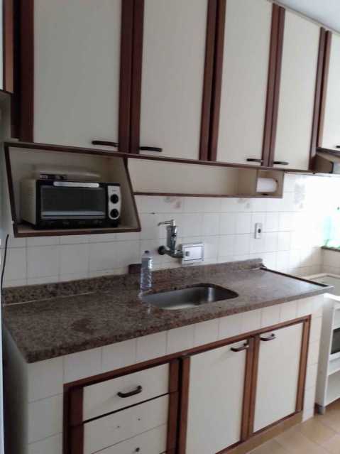 Apartamento à venda com 1 quarto, 60m² - Foto 4