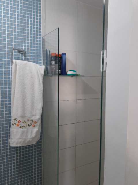 Apartamento à venda com 2 quartos, 70m² - Foto 17