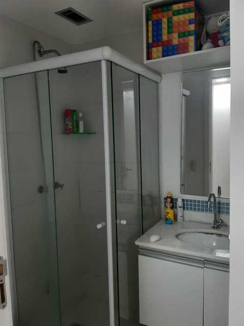 Apartamento à venda com 2 quartos, 70m² - Foto 20