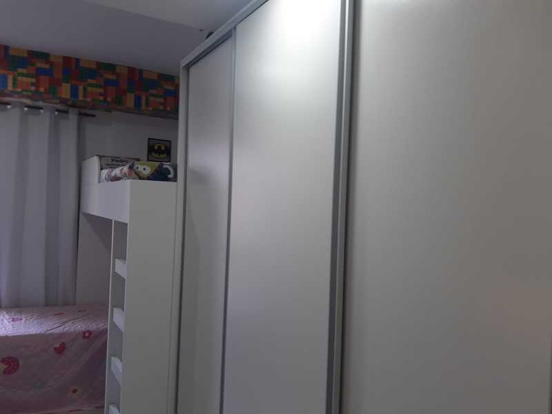 Apartamento à venda com 2 quartos, 70m² - Foto 15