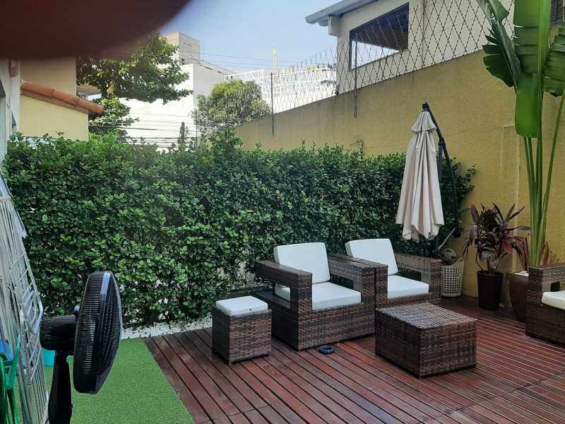 Apartamento à venda com 2 quartos, 70m² - Foto 26