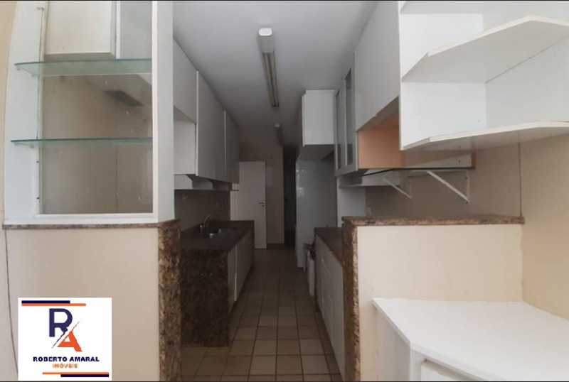 Apartamento à venda com 3 quartos, 140m² - Foto 19