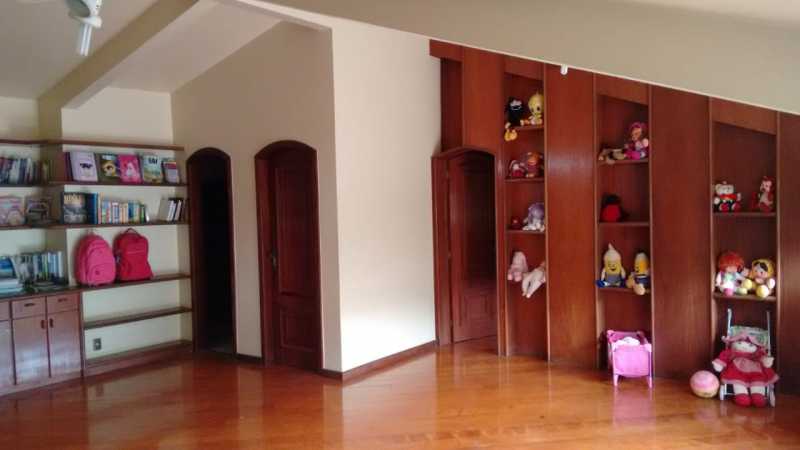 Casa de Condomínio à venda com 4 quartos, 368m² - Foto 14