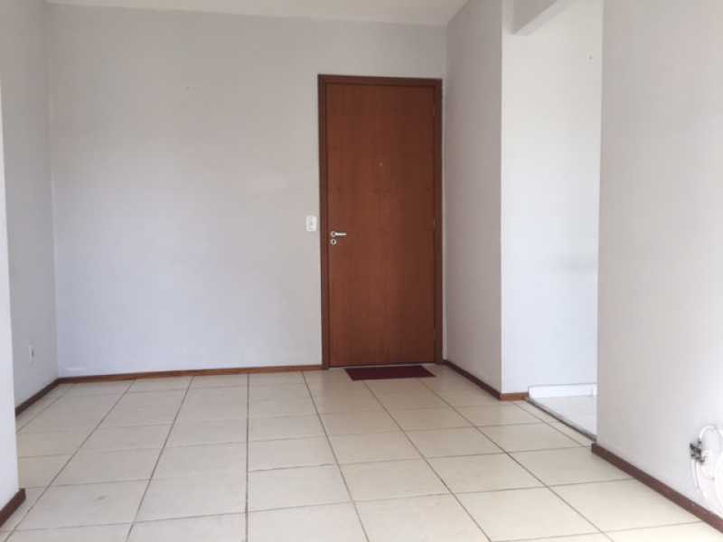 Apartamento à venda com 2 quartos, 62m² - Foto 4