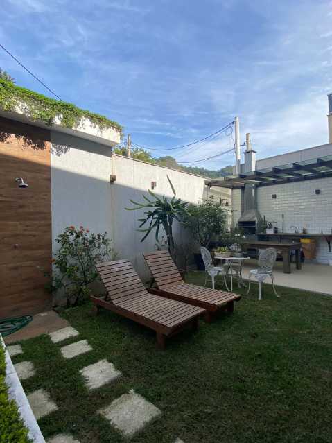 Casa de Condomínio à venda com 3 quartos, 100m² - Foto 4